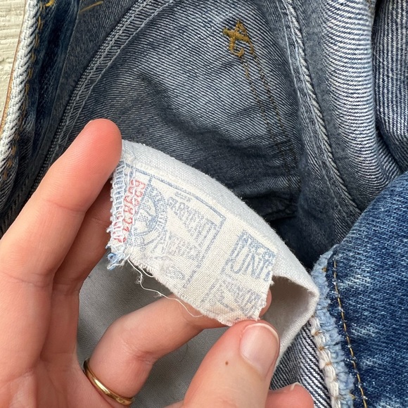 Vintage Lee Women's Jean Shorts Cut Off Denim  Raw Hem 28 X 6 Blue Union Label - Picture 5 of 8